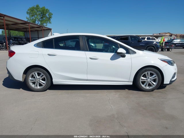 1G1BE5SM1H7191205 Chevrolet Cruze Lt Auto