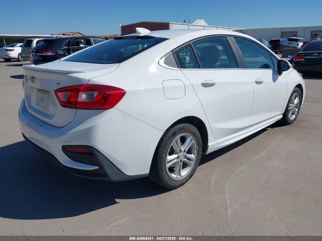 1G1BE5SM1H7191205 Chevrolet Cruze Lt Auto