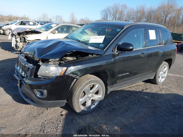 Jeep Compass Limited 2014 1C4NJDCB2ED620324 Image 2