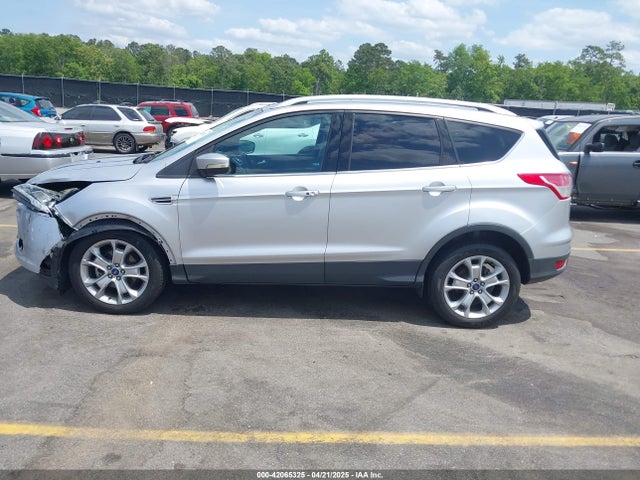 1FMCU0JX7EUA28824 Ford Escape Titanium