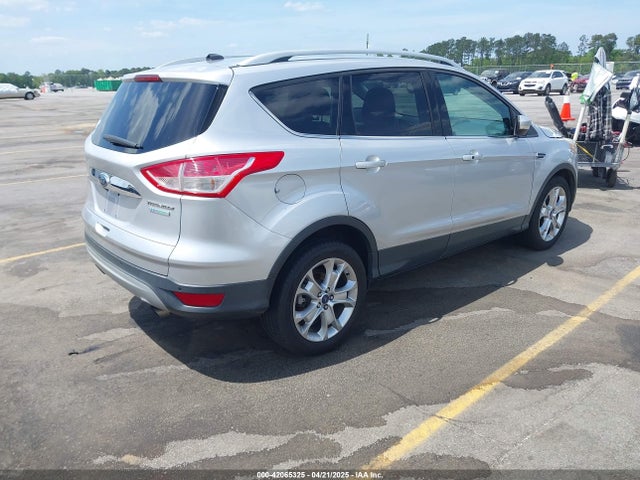 1FMCU0JX7EUA28824 Ford Escape Titanium