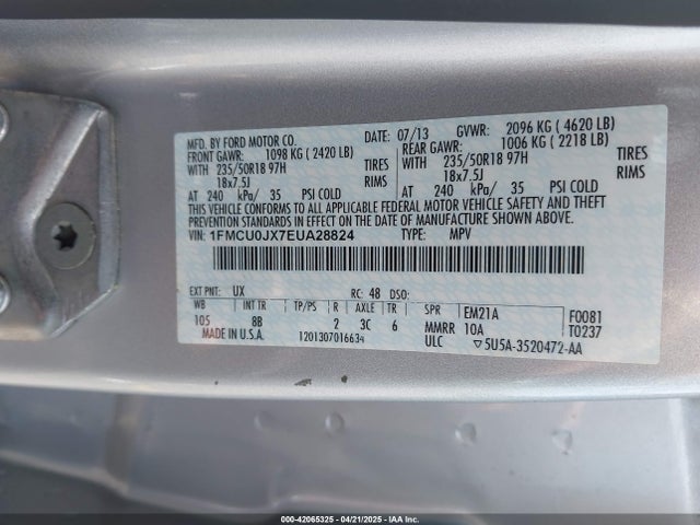 1FMCU0JX7EUA28824 Ford Escape Titanium