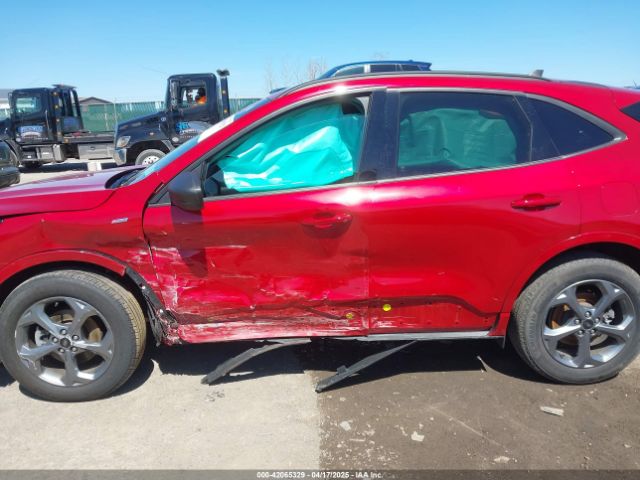 1FMCU9MN2PUB28279 Ford Escape St-line