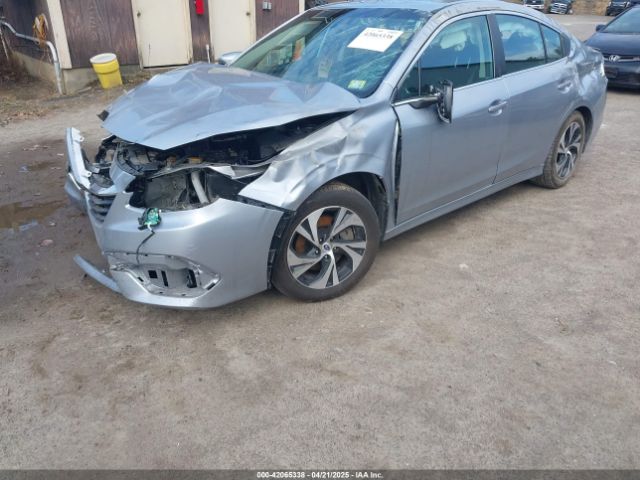 4S3BWAC69N3020704 Subaru Legacy Premium