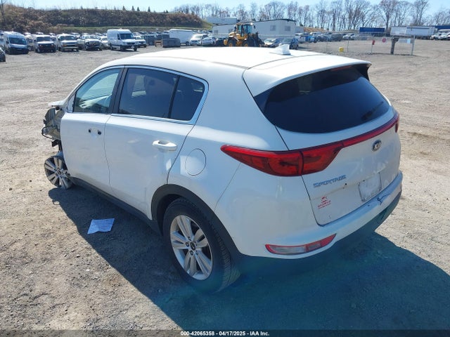KNDPMCAC8K7534967 KIA Sportage Lx