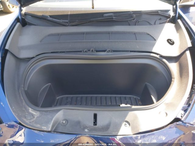 2024 TESLA MODEL Y 7SAYGDEE7RA240977 Photo 9