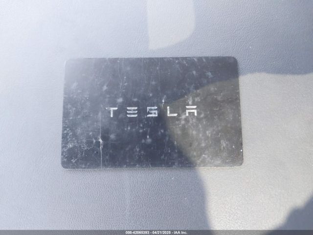 2024 TESLA MODEL Y 7SAYGDEE7RA240977 Photo 10