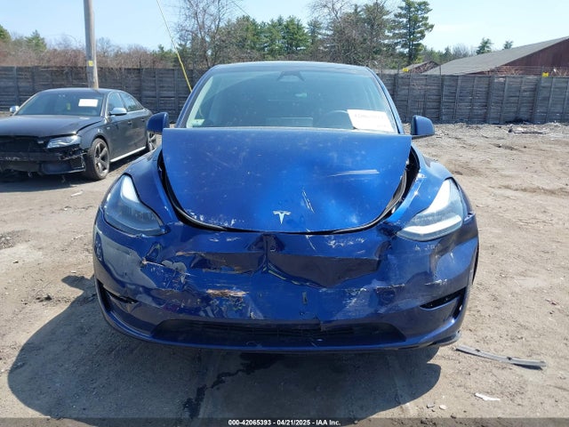 7SAYGDEE7RA240977 Tesla Model Y Long Range Dual Motor All-wheel Drive