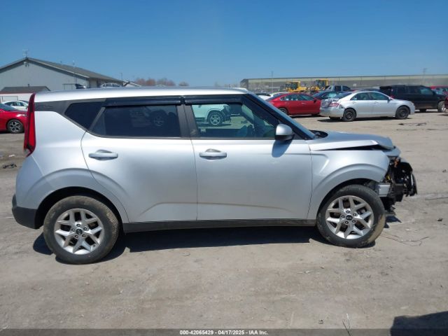 KNDJ23AUXM7782919 KIA SOUL S