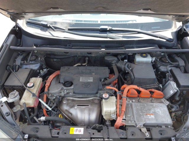 42065431 :رقم المزاد ، JTMRJREV2HD136275 vin ، 2017 Toyota Rav4 Hybrid Xle مزاد بيع
