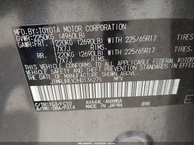 42065431 :رقم المزاد ، JTMRJREV2HD136275 vin ، 2017 Toyota Rav4 Hybrid Xle مزاد بيع
