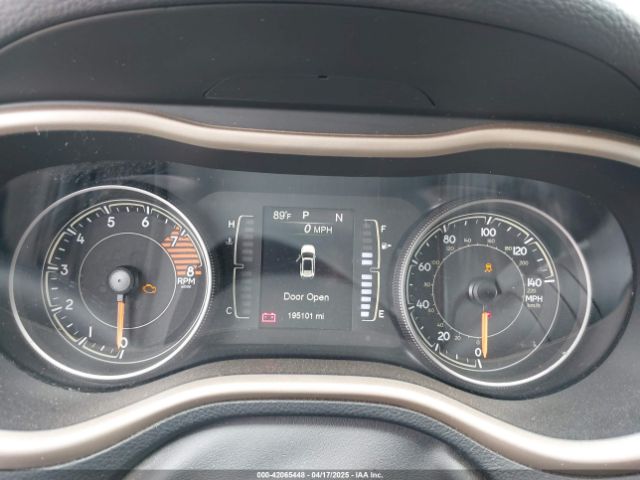 1C4PJLCS9HW507255 Jeep Cherokee Latitude Fwd
