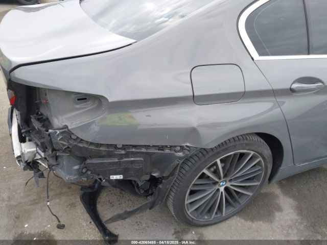 WBA53BH08MWX16268 BMW 530I