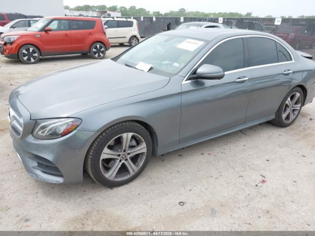 WDDZF4JB7JA357139 Mercedes-Benz E 300