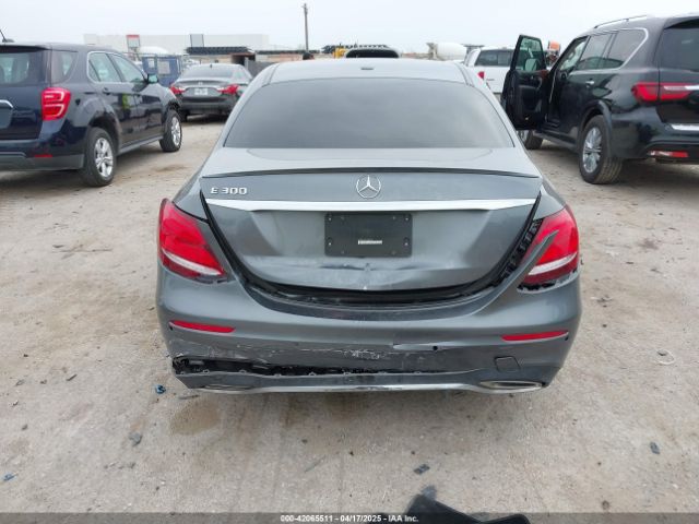 WDDZF4JB7JA357139 Mercedes-Benz E 300