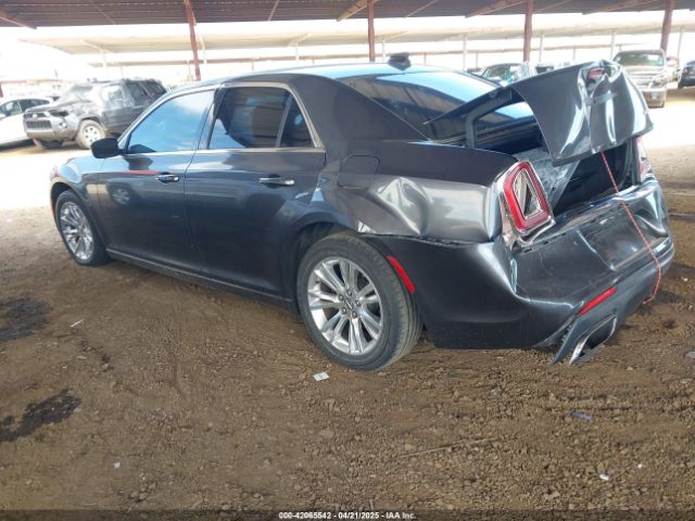 2017 CHRYSLER 300 2C3CCAAG6HH576970 Photo 2