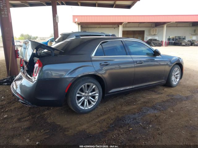 2017 CHRYSLER 300 2C3CCAAG6HH576970 Photo 3