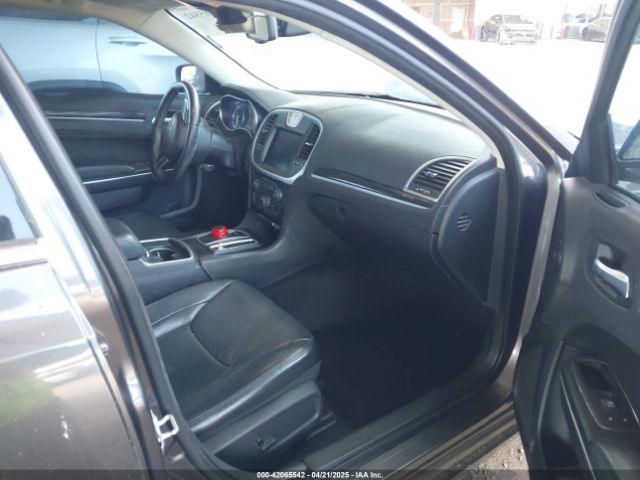 2017 CHRYSLER 300 2C3CCAAG6HH576970 Photo 4