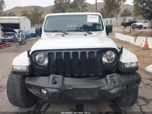 1C6HJTAG1ML572638 Jeep Gladiator California Edition 4x4