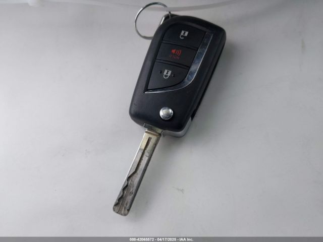 2T3H1RFV2RC302021 Toyota RAV4 LE