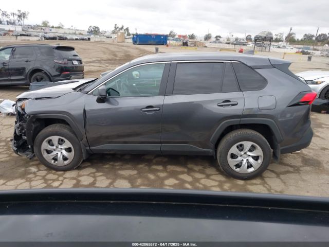 2T3H1RFV2RC302021 Toyota RAV4 LE