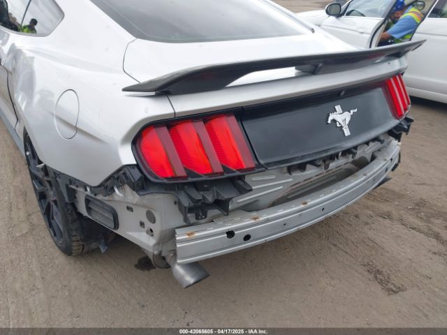 1FA6P8AM2F5370342 Ford Mustang V6