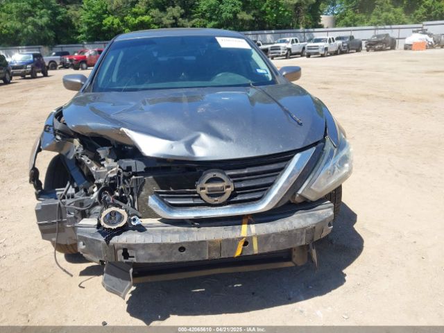 1N4AL3AP5HN349264 Nissan Altima 2.5 S