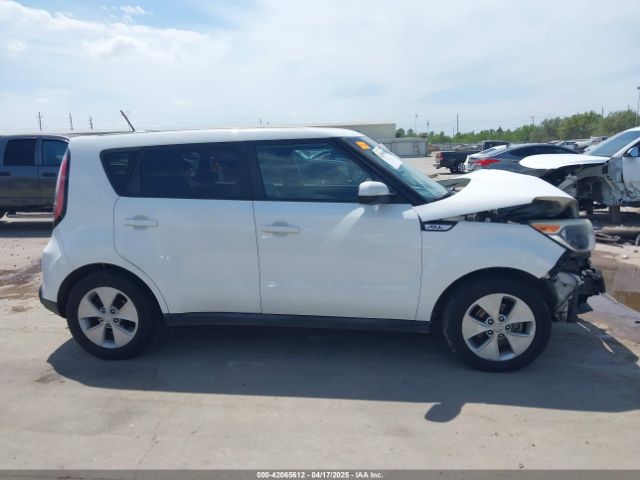 KNDJN2A24F7149321 KIA Soul