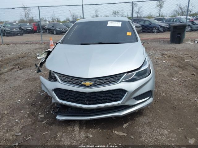 1G1BE5SMXH7212312 Chevrolet Cruze Lt Auto