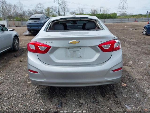 1G1BE5SMXH7212312 Chevrolet Cruze Lt Auto