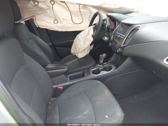 1G1BE5SMXH7212312 Chevrolet Cruze Lt Auto