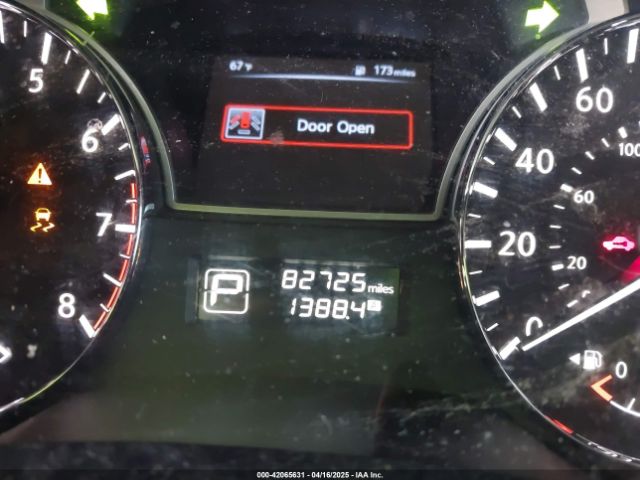 5N1AR2MN2FC643352 Nissan Pathfinder S