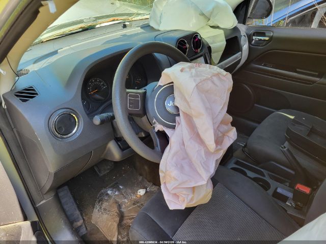 1C4NJDBB5HD143197 Jeep Compass