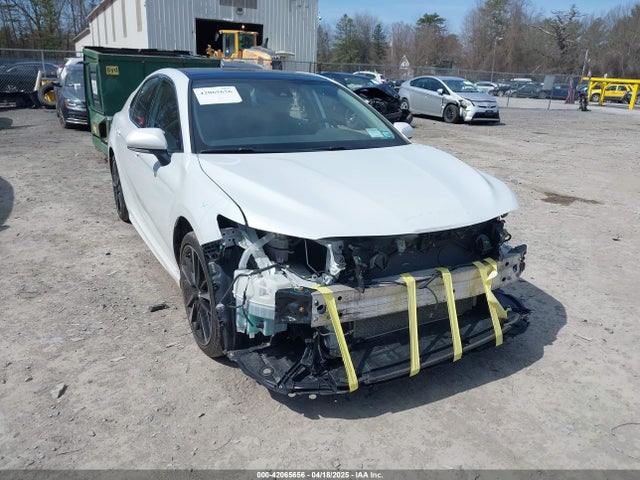 4T1B61HK3KU686948 Toyota CAMRY XSE