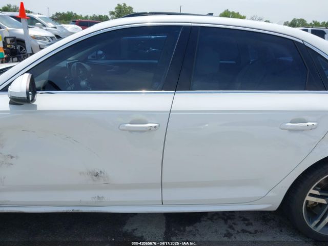 WAUENAF45HN024586 Audi A4 2.0t Premium
