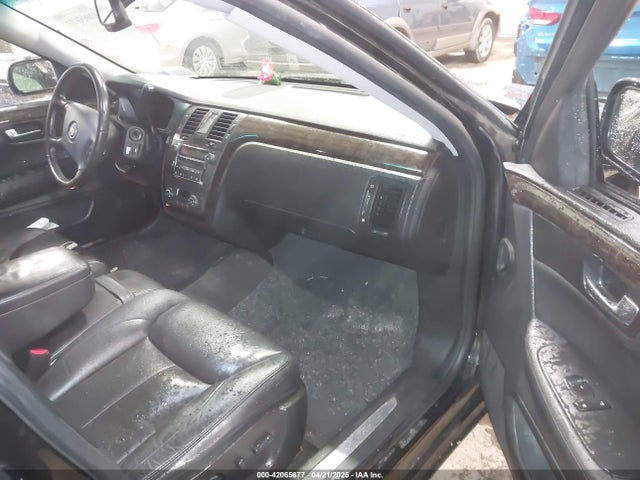 2011 CADILLAC DTS 1G6KA5E69BU131149 Photo 4