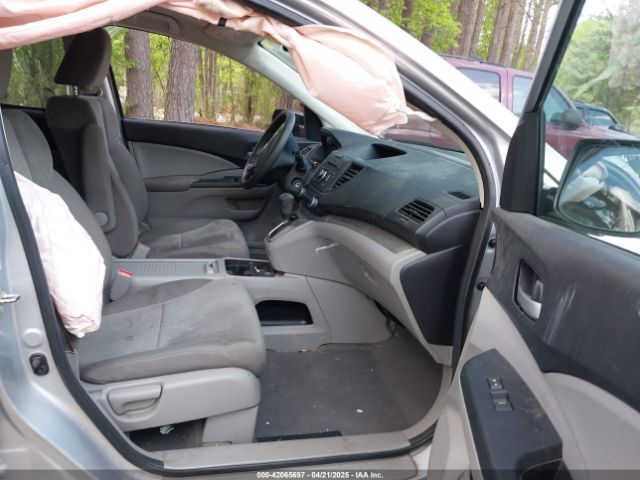 5J6RM4H38EL076566 Honda CR-V LX
