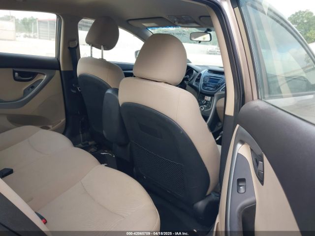 5NPDH4AE8EH530027 Hyundai ELANTRA SE