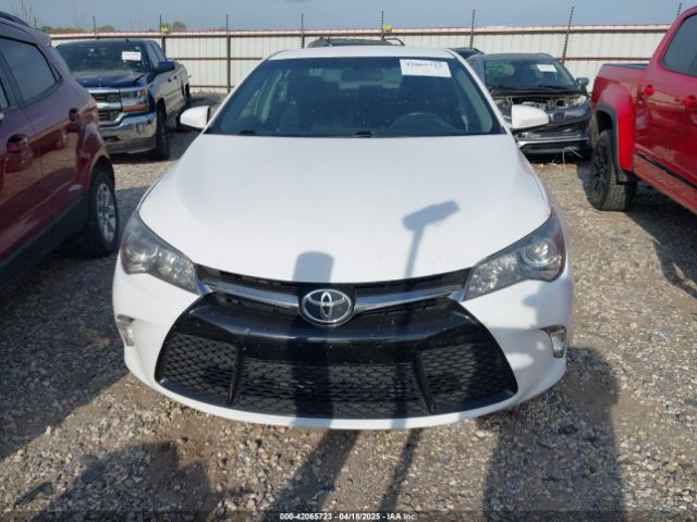 4T1BF1FKXHU397965 Toyota CAMRY SE