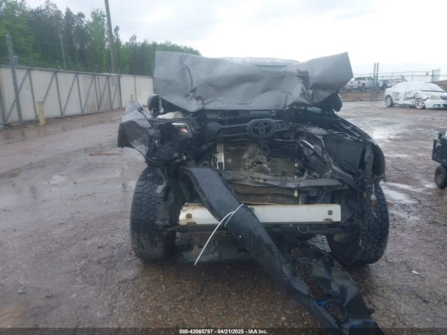 5TFLU4ENXEX094013 Toyota Tacoma Base V6
