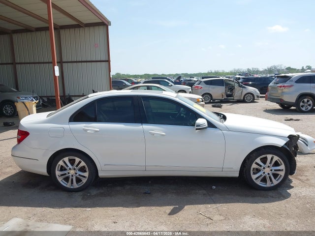 WDDGF4HB6ER295673 Mercedes-Benz C 250 Luxury/sport