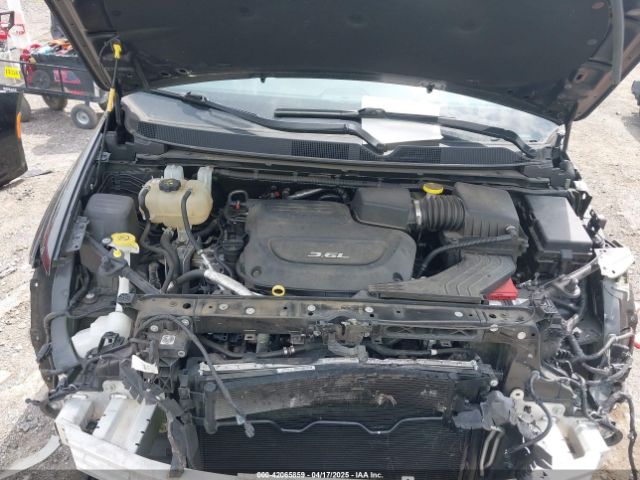 2C4RC1BG0JR258010 Chrysler Pacifica Touring L