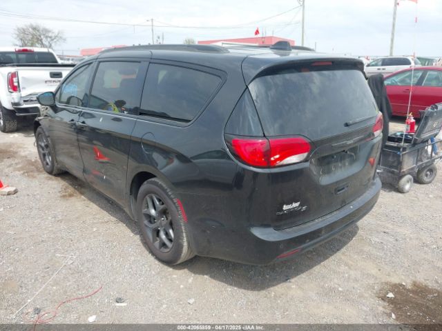 2C4RC1BG0JR258010 Chrysler Pacifica Touring L