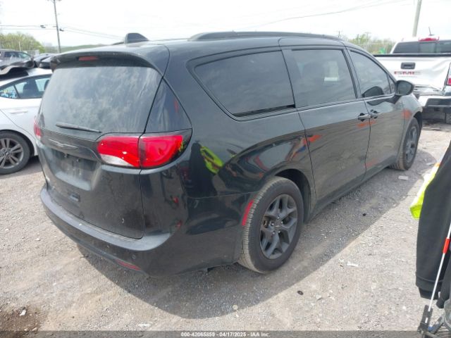 2C4RC1BG0JR258010 Chrysler Pacifica Touring L