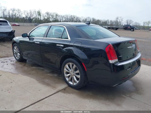 2018 CHRYSLER 300 2C3CCAKG1JH199016 Photo 2