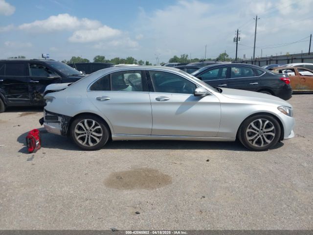 55SWF4JB6HU231626 Mercedes-Benz C 300 Luxury/sport