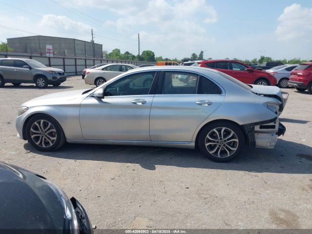 55SWF4JB6HU231626 Mercedes-Benz C 300 Luxury/sport