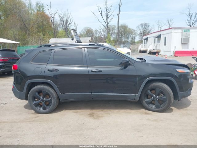1C4PJMDB2GW318790 Jeep Cherokee High Altitude
