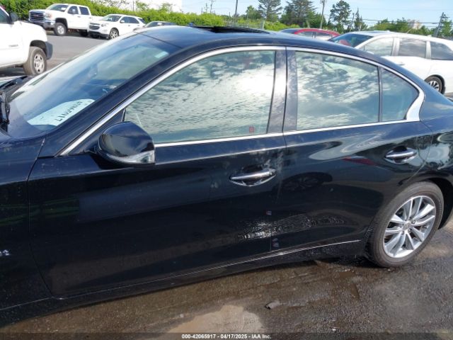 JN1CV7AR5HM682126 Infiniti Q50 2.0t Base