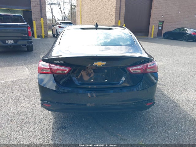 1G1ZD5ST4LF043928 Chevrolet Malibu Fwd Lt